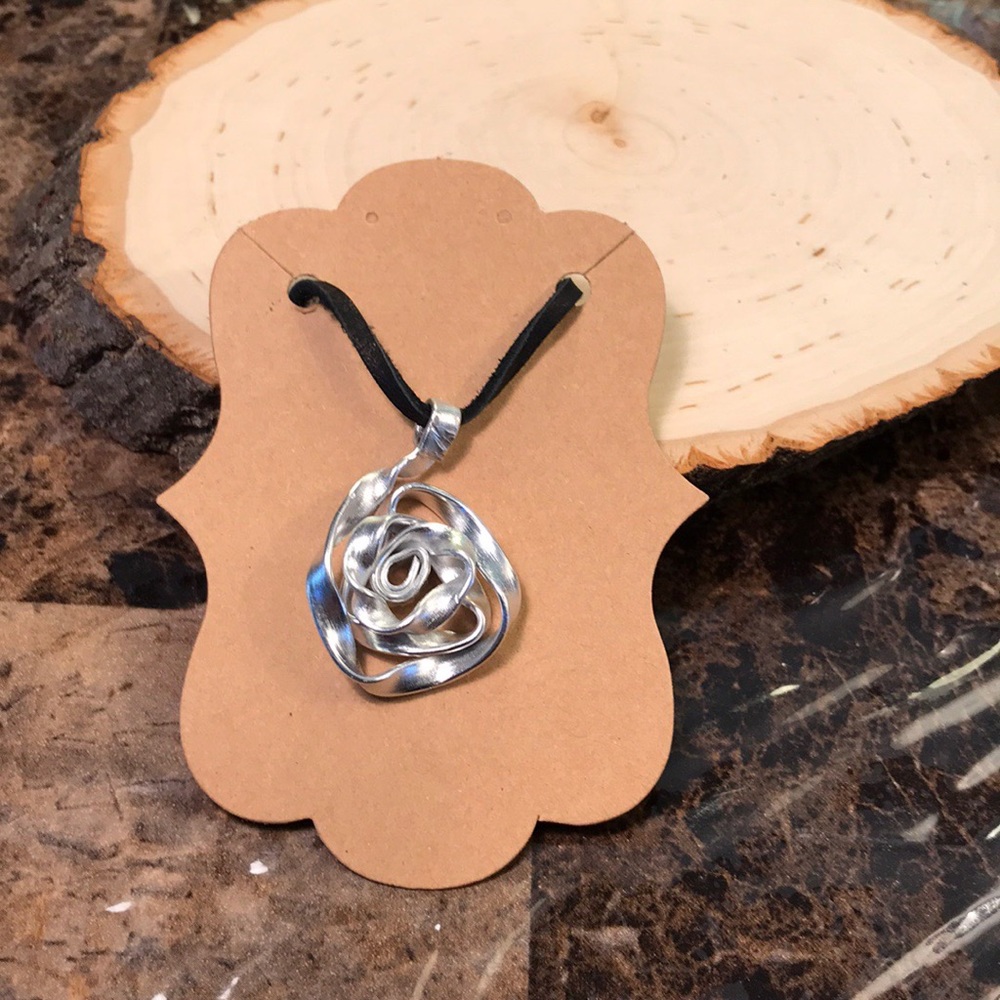 Handmade necklace silver rose. Aluminum wire NWT - Picture 2 of 8
